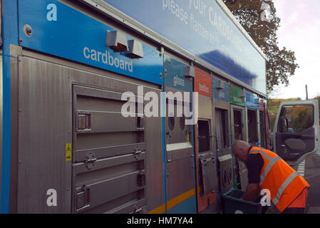 Marciapiede recycing in Teignbridge, Devon Foto Stock