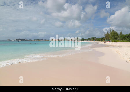Spiaggia di ciottoli, Bridgetown, San Michele, Barbados, West Indies, dei Caraibi e America centrale Foto Stock