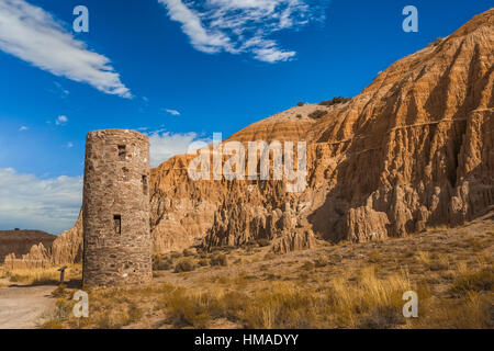 Acqua di pietra a torre costruito dalla conservazione civile Corps durante la Grande Depressione, Cattedrale Gorge State Park, Nevada, STATI UNITI D'AMERICA Foto Stock