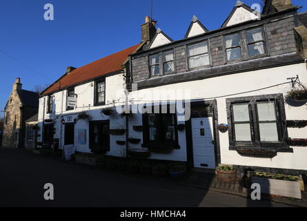 Esterno della Taverna Lomond Falkland Fife Scozia Gennaio 2017 Foto Stock