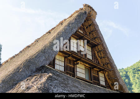 Gassho Zukuri (Gassho-style) Casa in zona Suganuma di Gokayama, Giappone. Foto Stock