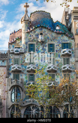 Vista esterna della Casa Batllo, Barcellona, in Catalogna, Spagna Foto Stock