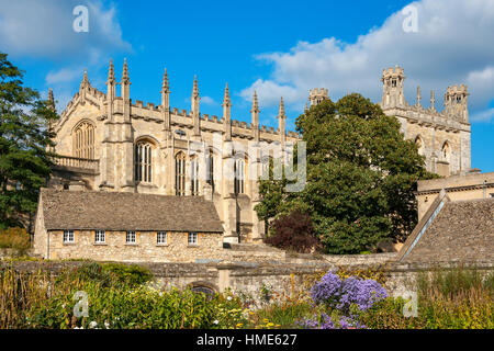 La Grande Sala del Christ Church College e il War Memorial Garden. Oxford, Oxfordshire, Inghilterra Foto Stock