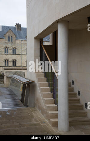 Il Pembroke College vecchio e nuovo all'Università di Oxford in Inghilterra Foto Stock