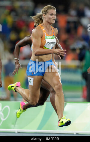 Rio de Janeiro, Brasile. Il 13 agosto 2016. Atletica, Dafne Schippers (NED) a competere in donne 100m semifinali al 2016 Olimpiadi estive. Foto Stock