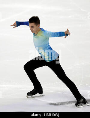 Almaty, Kazakhstan. 3 febbraio, 2017. Anton Shulepov della Russia compie durante gli uomini il programma a breve la concorrenza di Pattinaggio di Figura alla XXVIII Universiade Invernale in Almaty, Kazakhstan, Febbraio 3, 2017. Credito: Meng Yongmin/Xinhua/Alamy Live News Foto Stock