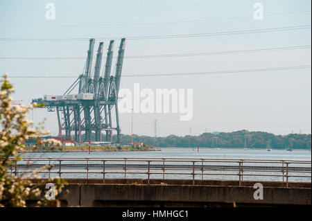 Vedute del fiume Test in Southampton, Hampshire area. Foto Stock