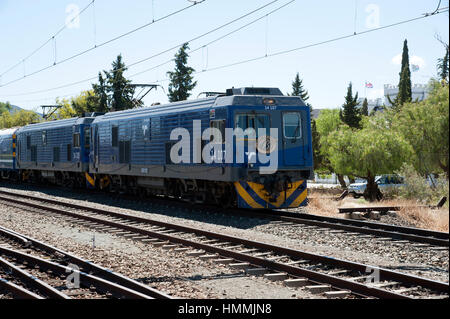 Matjiesfontein nella centrale zona di Karoo del Western Cape in Sud Africa. Il lusso del Treno Blu che viaggia da Città del Capo a Pretoria Foto Stock