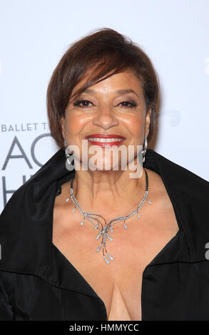 Las Vegas, NV, Stati Uniti d'America. 24 gen 2015. 24 Gennaio 2015 - Las Vegas NV - Debbie Allen. Nevada Ballet Theatre onori Debbie Allen come sua 2015 donne dell'anno alla XXXI annuale di Black & White Ball al Aria.Photo credit: mjt/AdMedia Credito: Mjt/AdMedia/ZUMA filo/Alamy Live News Foto Stock