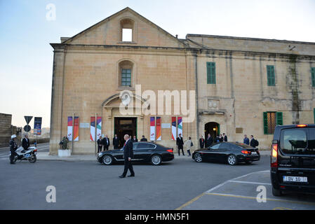 La Valletta, Malta. 3 febbraio, 2017. Vertice del Consiglio europeo a La Valletta, Malta, Venerdì, Febbraio 3, 2017. Un continuo flusso di migranti provenienti dal Medio Oriente e Africa è influenzano il Consiglio europeo ad agire con una certa vocazione per la cooperazione con il Governo libico per arginare il flusso di migranti lungo il Mediterraneo centrale rotta. Credito: Kendall Gilbert/Alamy Live News Foto Stock