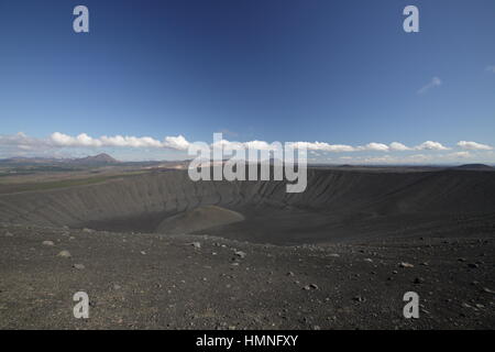 Una vista di Hverfjall cratere vulcanico in Islanda Foto Stock