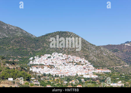 Montagna bianca villaggio di Gaucin, provincia di Malaga, Andalusia, Spagna meridionale. Foto Stock