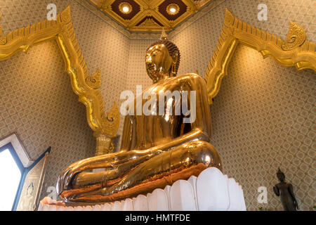 Statua del Buddha, Tempel des Goldenen Buddha Wat Traimit, Bangkok, Thailandia, Asien | statua del Buddha, il Golden Budda tempio Wat Traimit, Bangkok, Th Foto Stock