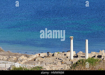 Gli scavi della antica città di Tharros, la penisola del Sinis, Oristano, Sardegna, Italia Provincia, Europa Foto Stock