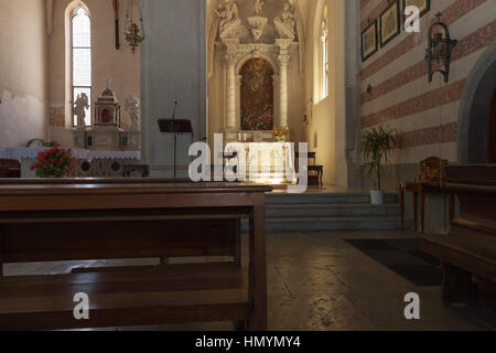 All'interno della Cattedrale di Valvasone, Friuli Foto Stock