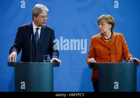 Paolo Gentiloni, BKin Angela Merkel - Treffen der dt. Bundeskanzlerin mit dem italienischen Premierminister, Bundeskanzleramt, 18. Januar 2017, Berlino Foto Stock