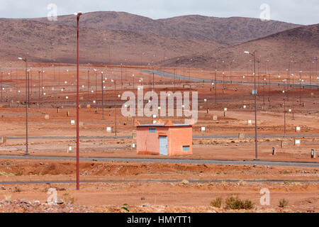 Ouarzazate, Marocco. Pianificazione per il futuro sviluppo urbano. Foto Stock