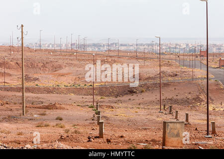 Ouarzazate, Marocco. Pianificazione per il futuro sviluppo urbano. Foto Stock