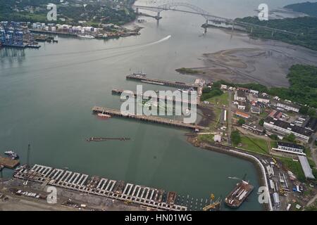 Il porto di Balboa, azionato da Panama Ports Company (PPC) - Il Panama-basato consociata del gruppo HPH. Foto Stock