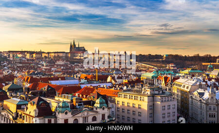 Praga al tramonto, Vista panoramica, immagine di Praga, capitale della Repubblica ceca Foto Stock