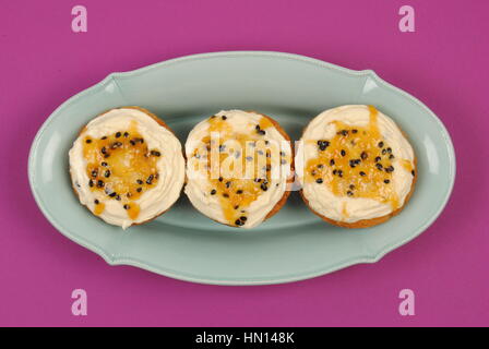 Frutti della passione tortine Foto Stock