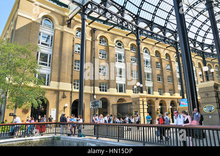 Il fieno la Galleria, London, England, Regno Unito Foto Stock