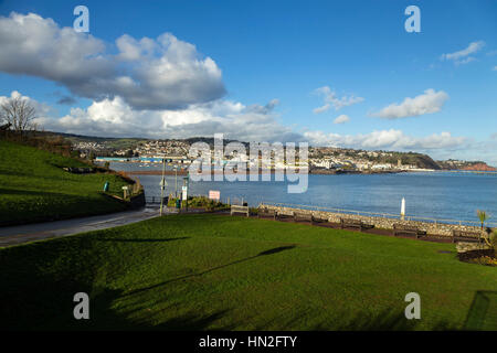 Vista di Teignmouth guardando attraverso il fiume Teign dalla sponda opposta a Shaldon. Foto Stock