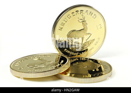 South African 1 oncia Gold bullion monete isolati su sfondo bianco Foto Stock