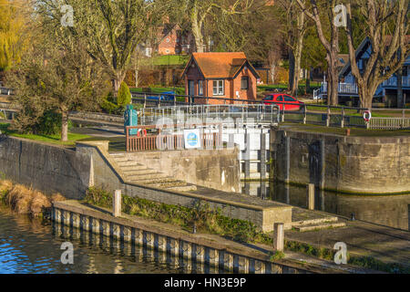 La serratura a Goring On Thames Oxfordshire UK Foto Stock