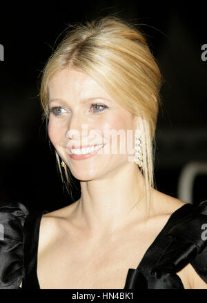 L'attrice Gwyneth Paltrow arriva alla prima del film, Due Amanti, al Palais des Festivals durante il 61st Festival Internazionale di Cannes il 19 maggio 2008 a Cannes, Francia. Foto Di Francis Specker Foto Stock