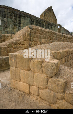 Ingapirca, Inka architettura, pareti in pietra, scale, rovine, all'aperto, turismo, abbandonato, edificio, Sud America, Ecuador Foto Stock