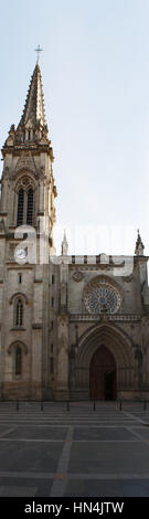 Bilbao, Paesi Baschi: Basilica Cattedrale di Santiago, la Chiesa cattolica nella città vecchia costruita in stile gotico Foto Stock