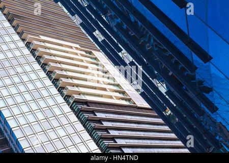 Abstract della sovrapposizione di torri di uffici in Vancouver Foto Stock