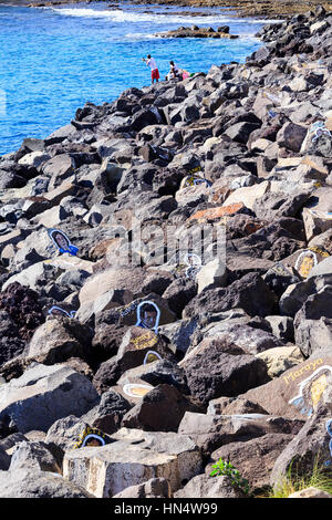 Rocce dipinte con famosi musicisti, Auditorio de Tenerife Adán Martín, Santa Cruz de Tenerife, Tenerife Foto Stock