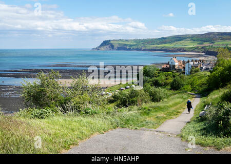 Robin Hood's Bay e vecchio picco, North Yorkshire, Inghilterra, Regno Unito Foto Stock