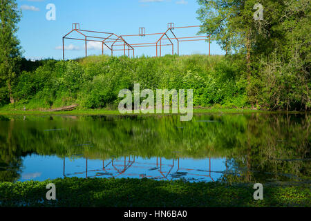 Ghost missione missione dal lago, Willamette Missione del Parco Statale di Marion County, Oregon Foto Stock