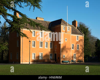 Pittencrief House Museum in Pittencrieff Park Dunfermline Fife Scozia Scotland Foto Stock