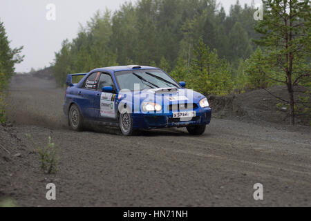 Asbest, Russia Luglio 31, 2016 - Rally "Ecover 2016" quarta tappa del campionato russo 2016 numero di partenza 7, auto Subaru Impreza Foto Stock