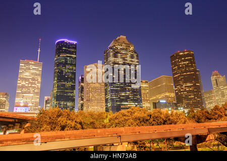 Paesaggio notturno del centro cittadino di Houston alla mattina presto Foto Stock