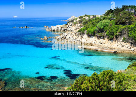 Acqua limpida e Spiaggia di Sperone, Corsica, Francia Foto Stock