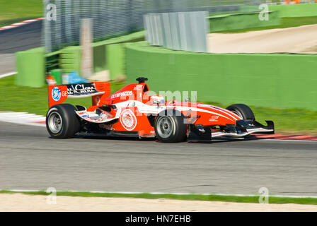 Circuito di Vallelunga, Roma, Italia - 2 novembre 2008. Superleague Formula, le vetture in pista durante gara 1 Foto Stock