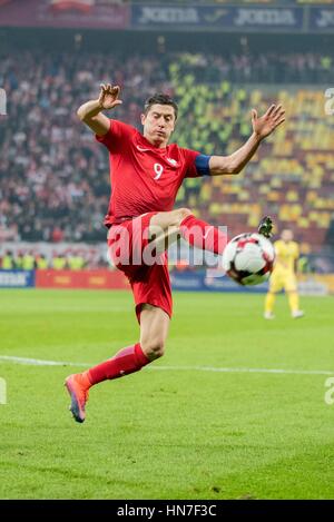 11 novembre 2016: Robert Lewandowski #9 di Polonia la squadra nazionale durante la Coppa del Mondo di qualificazioni 2018 gioco tra la Romania e la Polonia a livello nazionale stadio Arena, Bucarest, Romania ROU. Foto: Catalin Soare / SportAction.ro |Copyright: CronosFoto/Catalin Soare| Foto Stock