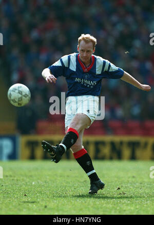 JOHN BROWN Glasgow Rangers FC 18 Aprile 1994 Foto Stock