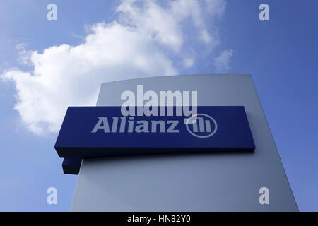 Wiesenburg, Germania. 09Mar, 2016. Logo - Allianz Insurance Company - Wiesenburg, Germania, 9 marzo 2016 - nessun filo | Utilizzo di credito in tutto il mondo: dpa/Alamy Live News Foto Stock