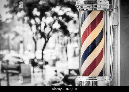 La pioggia si raccoglie sul Barber shop polo a Isola Barbieri in Coronado, California. Foto Stock