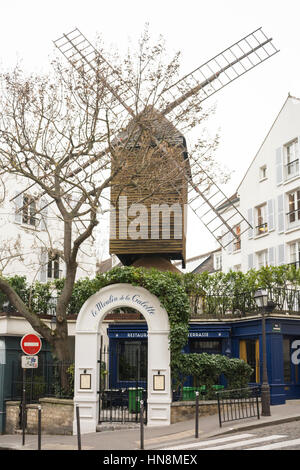 Le Moulin de la Galette, Montmartre, Parigi, Francia, Europa Foto Stock