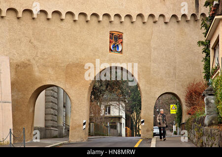 Porte del Museggmauer, la mitica città vecchia, pareti di Lucerna da Gütsch hill. La Svizzera. Foto Stock