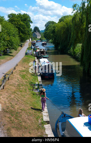 Posto barca sul Kennet and Avon Canal a Bathampton, Somersert, England, Regno Unito Foto Stock