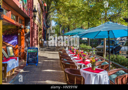 Greenville, nella Carolina del Sud. Ristorante sulla strada principale nel centro cittadino di Greenville, South Carolina, STATI UNITI D'AMERICA Foto Stock