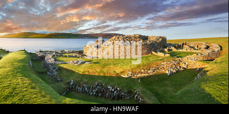 Il Broch di Gurness è un raro esempio di un ben conservato borgo broch (500 a 200BC), Orkney Island, Scozia. Foto Stock